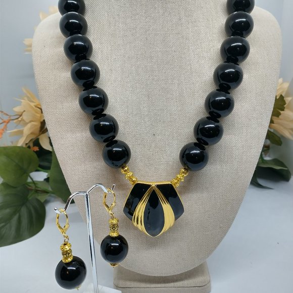 Necklace Black and Gold Chunky Statement Necklace and  Earrings - Picture 1 of 8